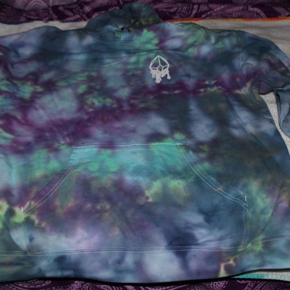 SLVR LNNG Tie-Dye Pullover Hoodie